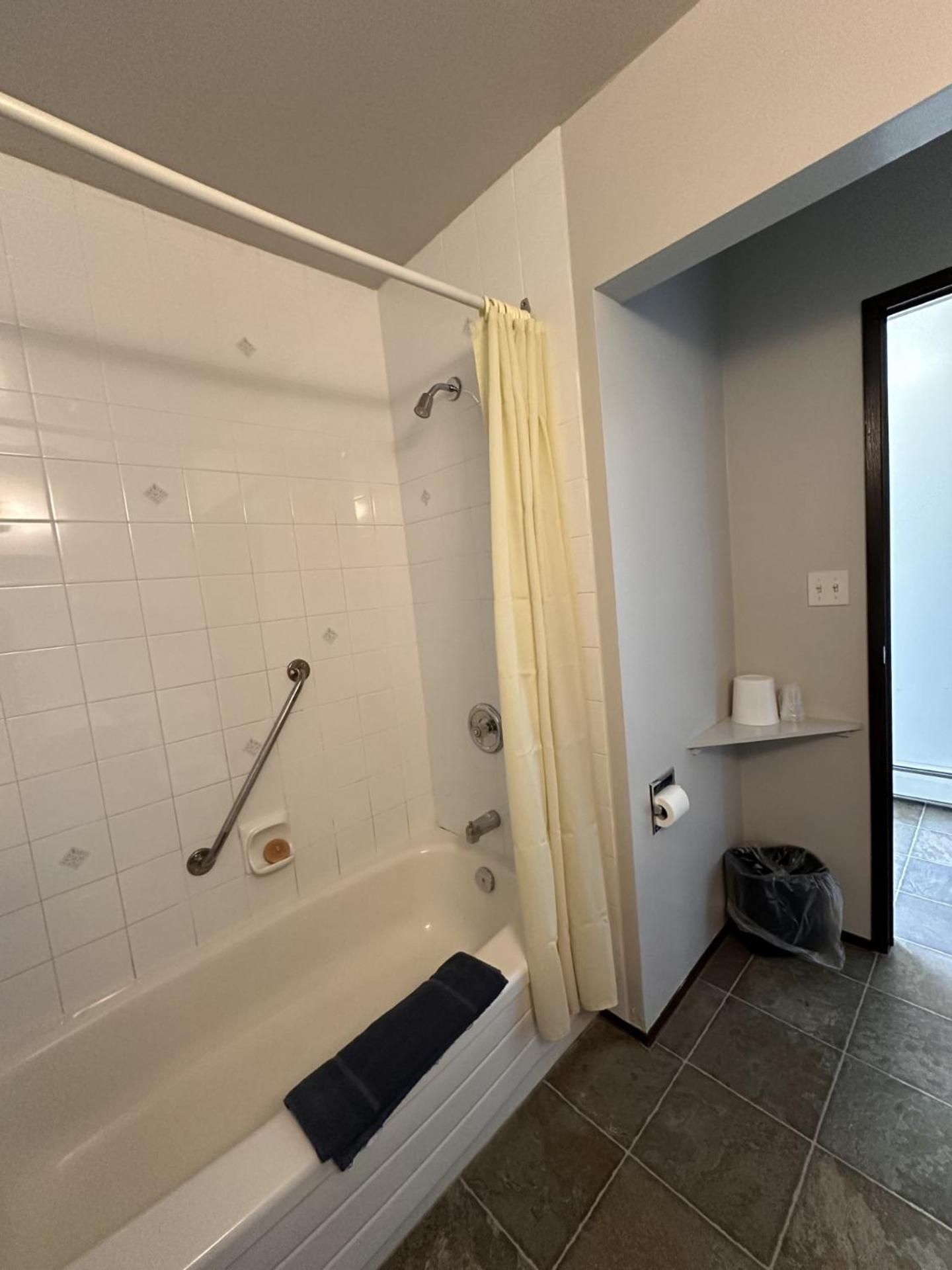 Howard Johnson By Wyndham Edson Exterior foto